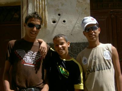 c moi ac man frère et simo!!